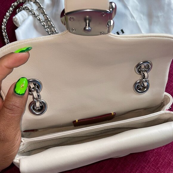 Coach Quilted Tabby 20 – Lip Print - Picture 5 of 6